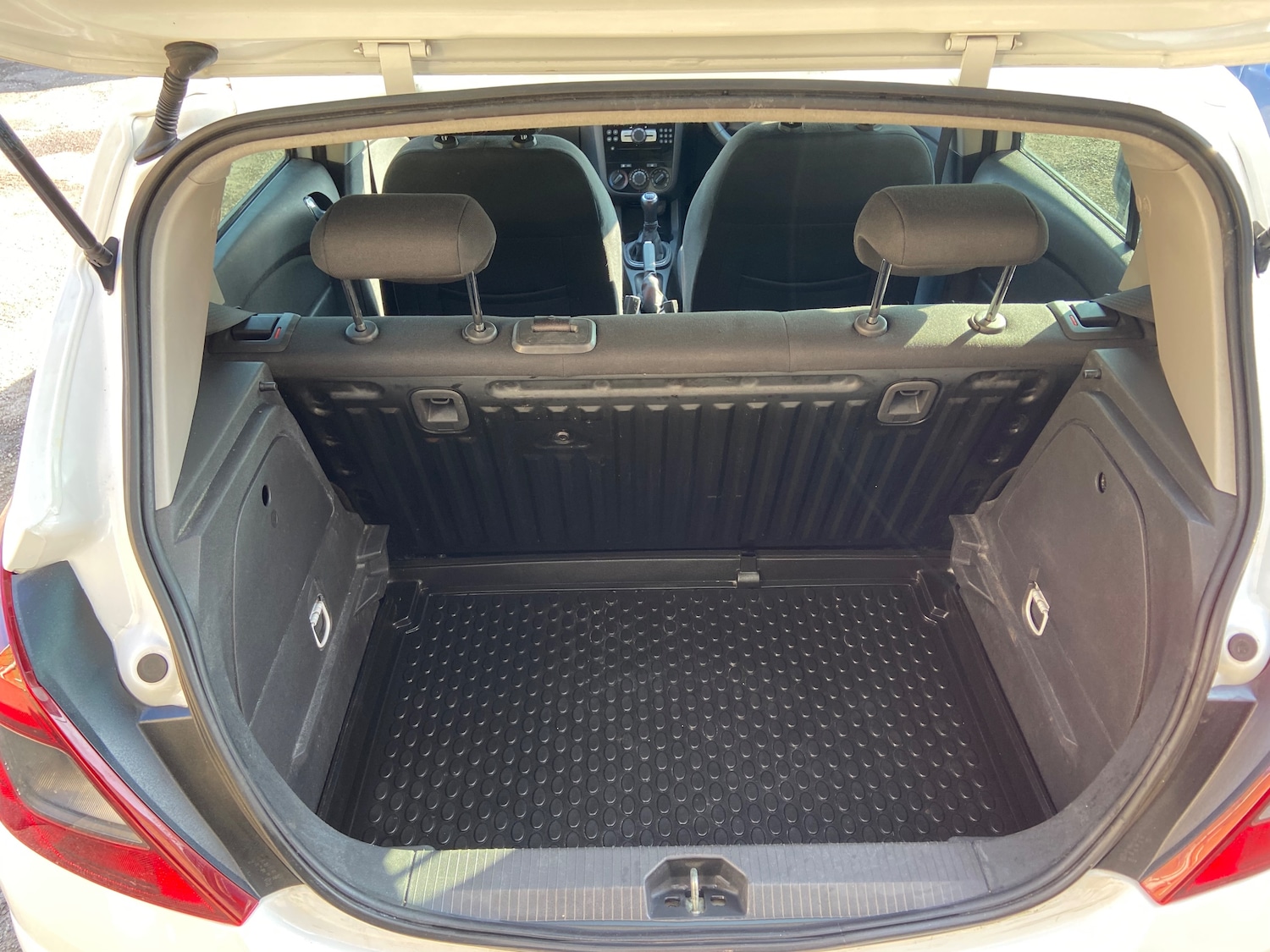 Used Vauxhall Corsa 2014 for sale - 77771430: Photo 25