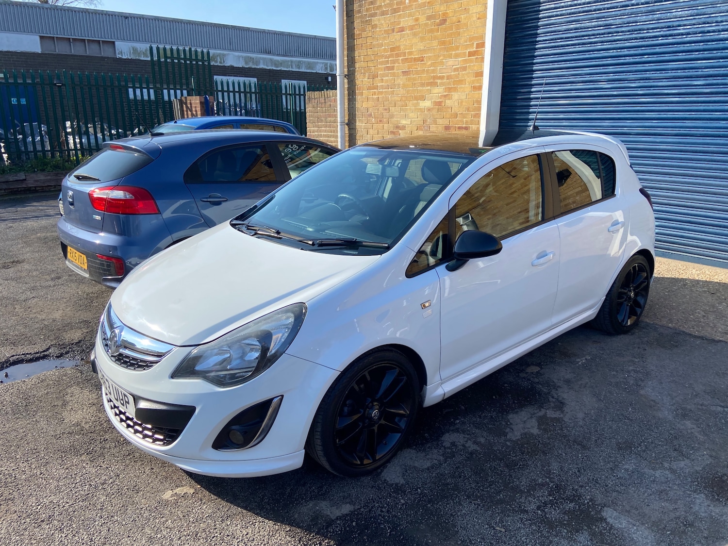 Used Vauxhall Corsa 2014 for sale - 77771430: Photo 3
