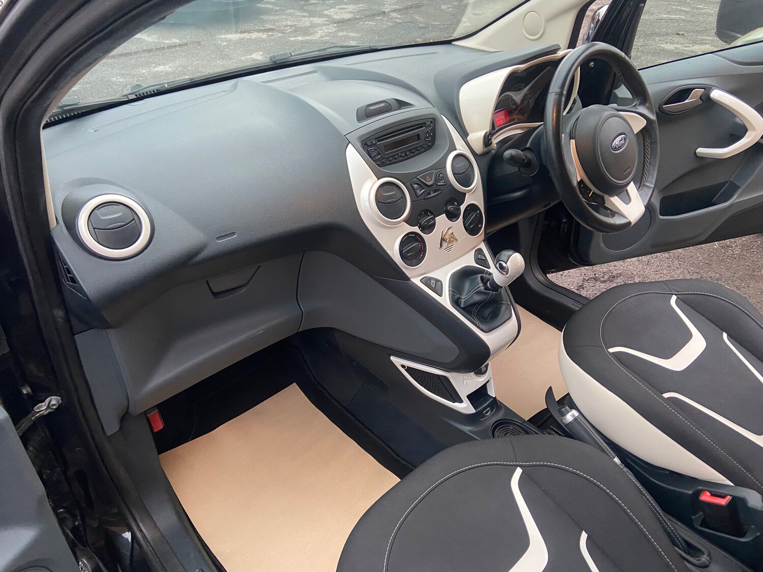 Used Ford Ka 2016 for sale - 76937652: Photo 17