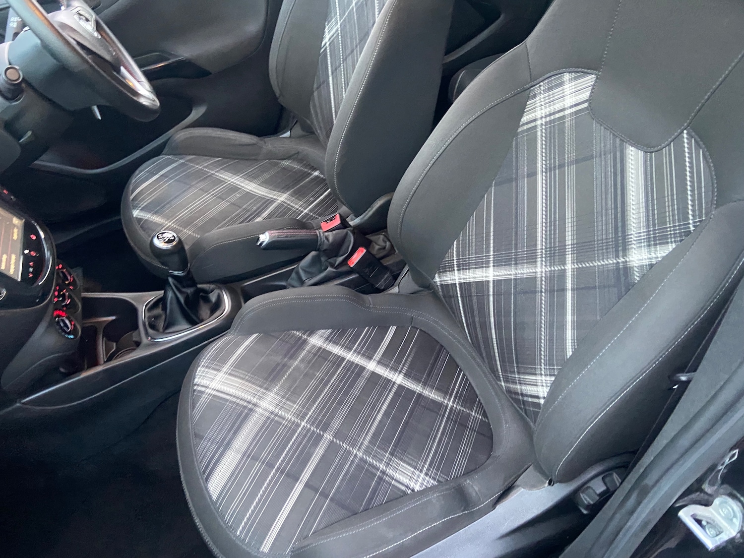 Used Vauxhall Corsa 2015 for sale - 76373337: Photo 13