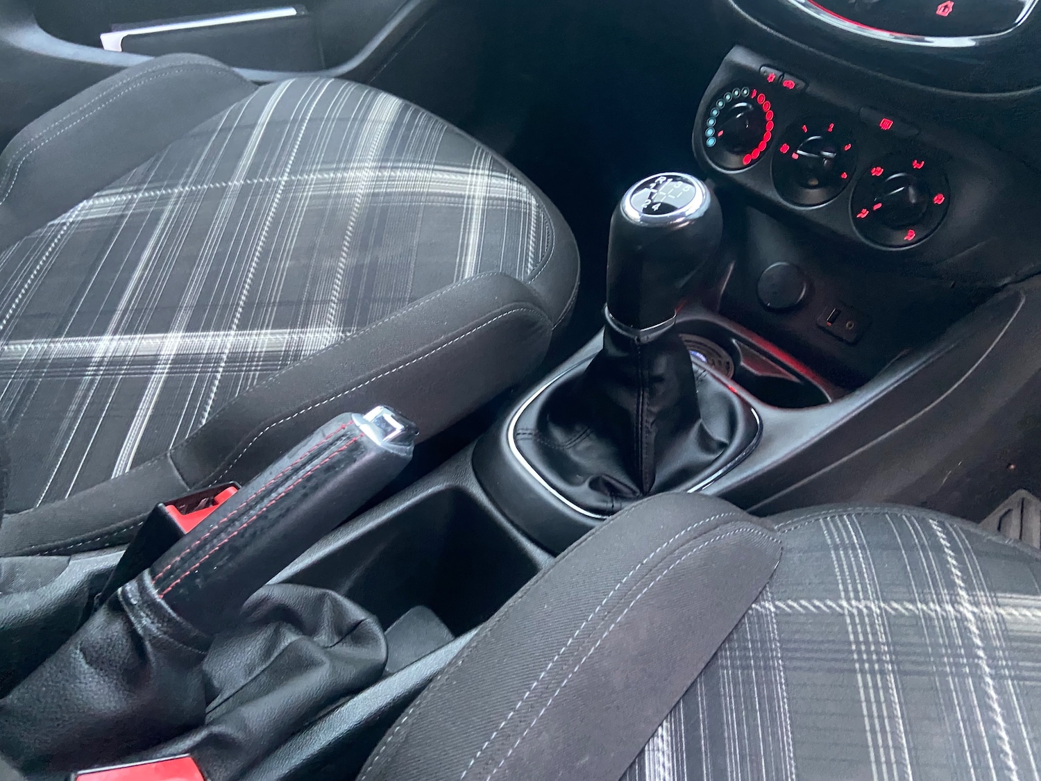 Used Vauxhall Corsa 2015 for sale - 76373337: Photo 26