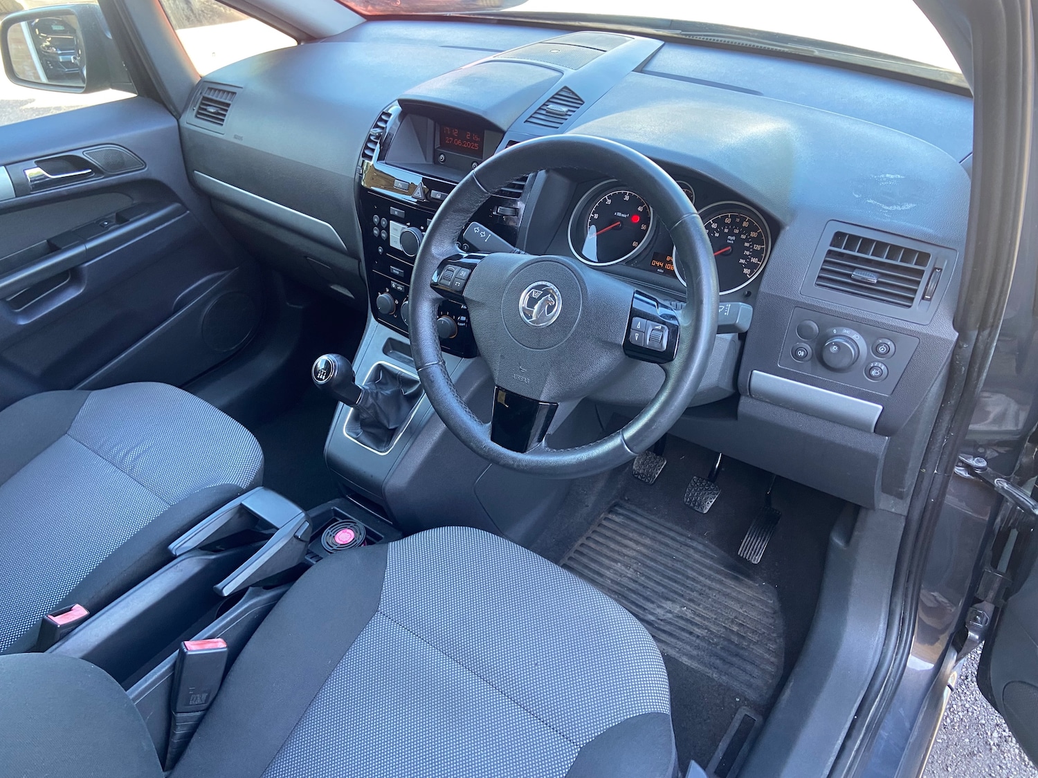 Vehicle 21