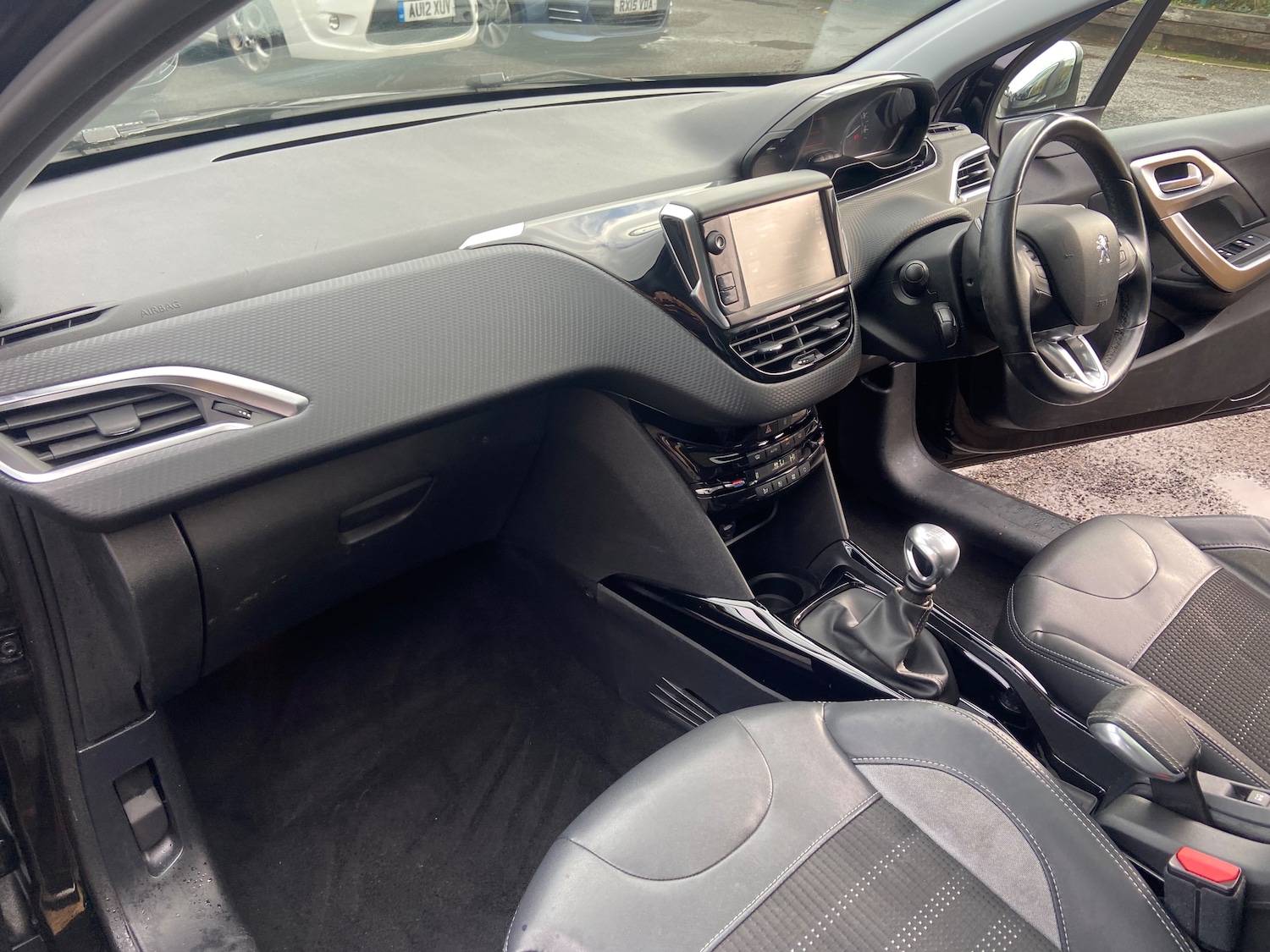 Used Peugeot 2008 2016 for sale - 76851355: Photo 13