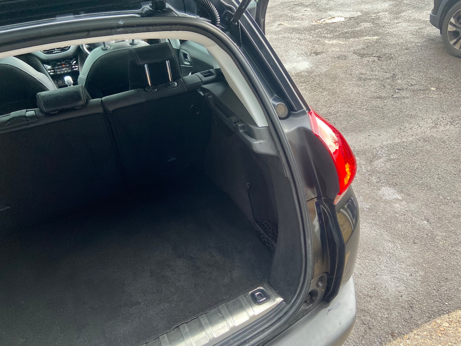 Used Peugeot 2008 2016 for sale - 76851355: Photo 19