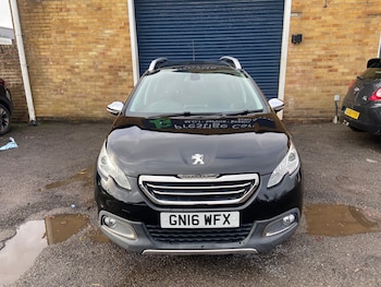 Used Peugeot 2008 2016 for sale - 76851355: Photo