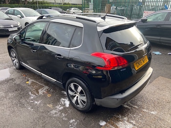 Used Peugeot 2008 2016 for sale - 76851355: Photo