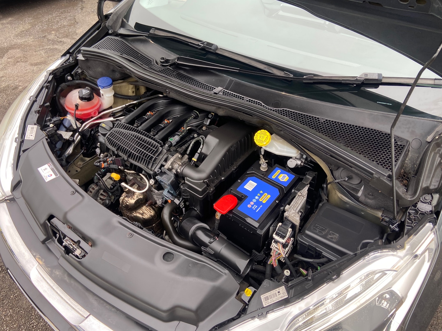 Used Peugeot 208 2015 for sale - 77855819: Photo 18