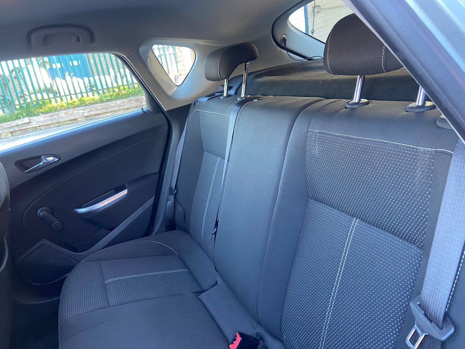 Used Vauxhall Astra 2012 for sale - 78148986: Photo 22