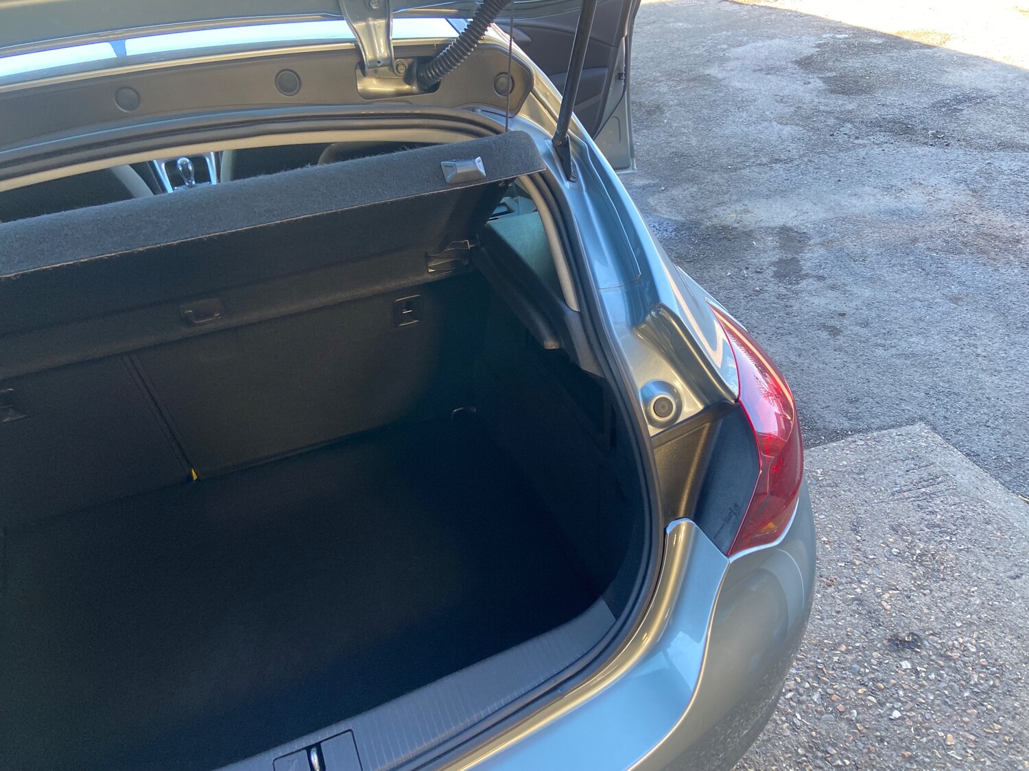 Used Vauxhall Astra 2012 for sale - 78148986: Photo 27