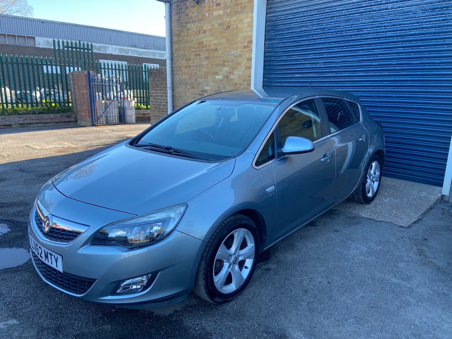 Used Vauxhall Astra 2012 for sale - 78148986: Photo 4