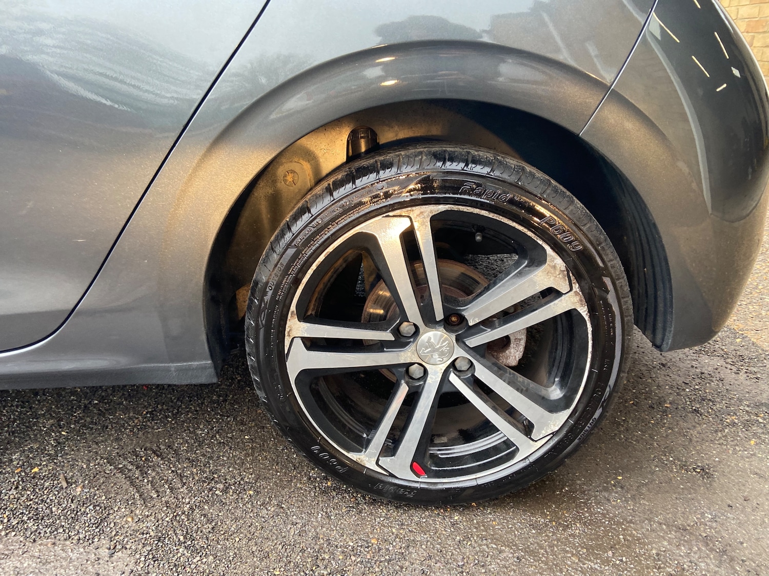 Used Peugeot 208 2016 for sale - 77529279: Photo 14