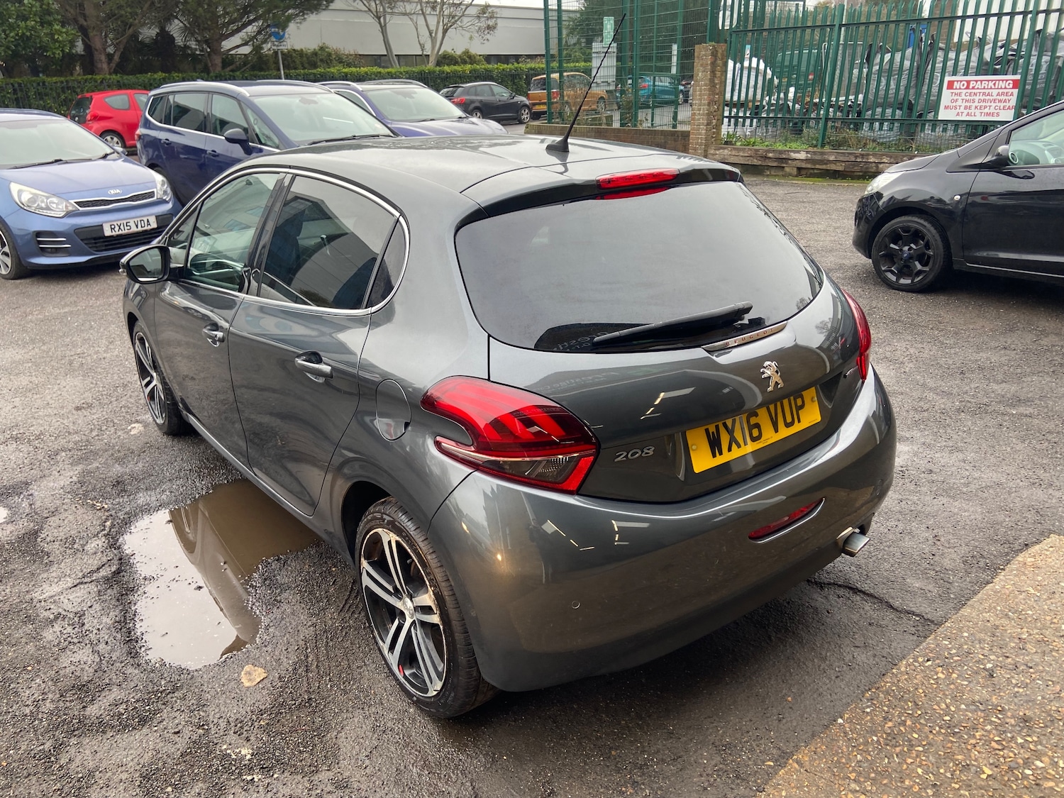 Used Peugeot 208 2016 for sale - 77529279: Photo 15