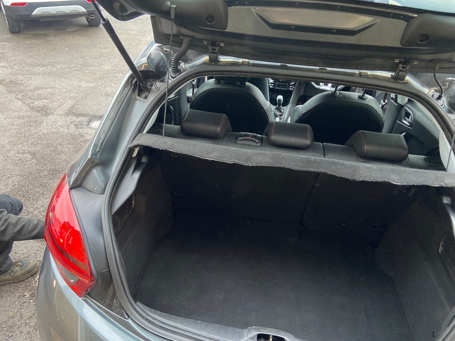 Used Peugeot 208 2016 for sale - 77529279: Photo 24