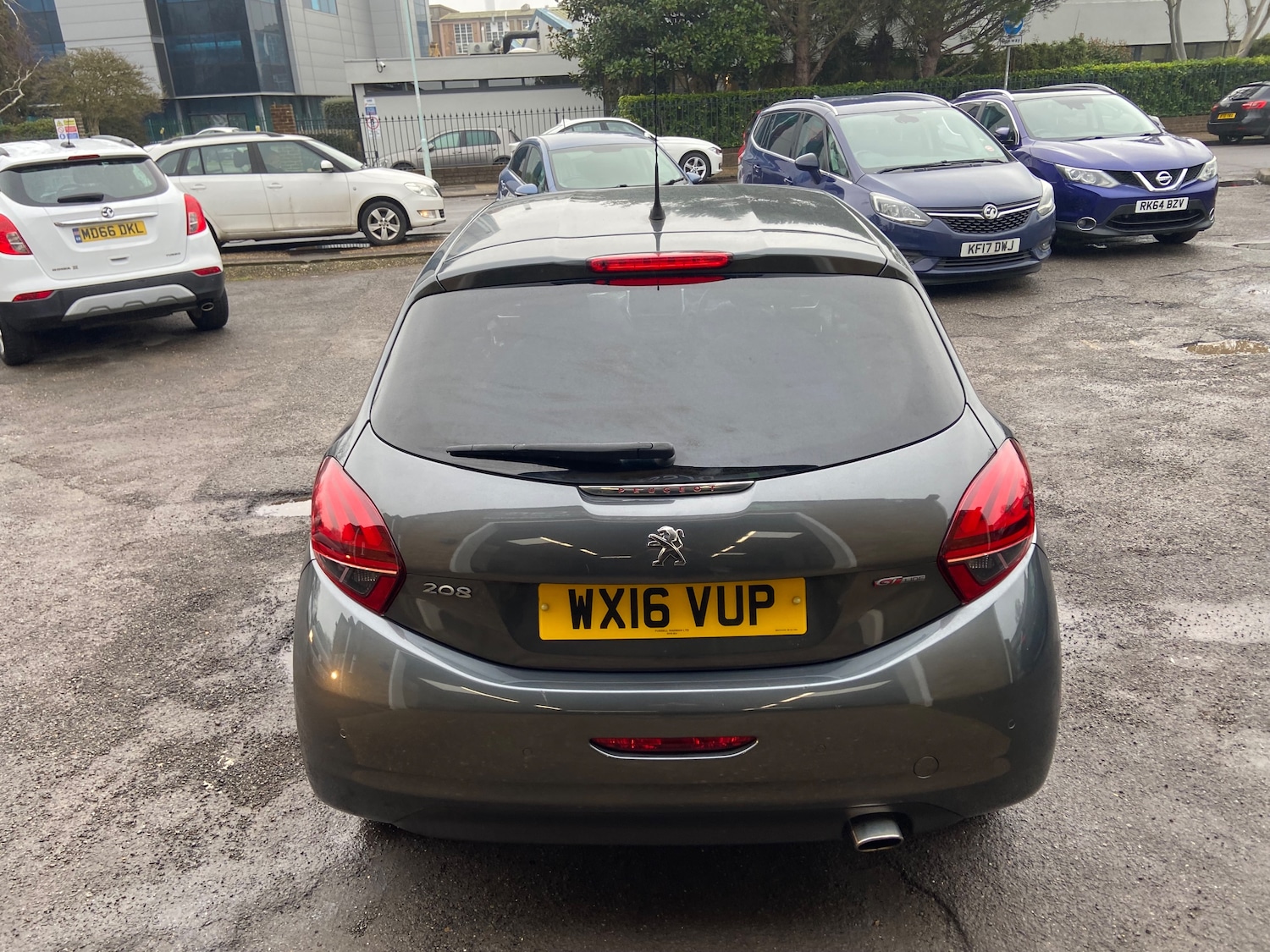 Used Peugeot 208 2016 for sale - 77529279: Photo 5