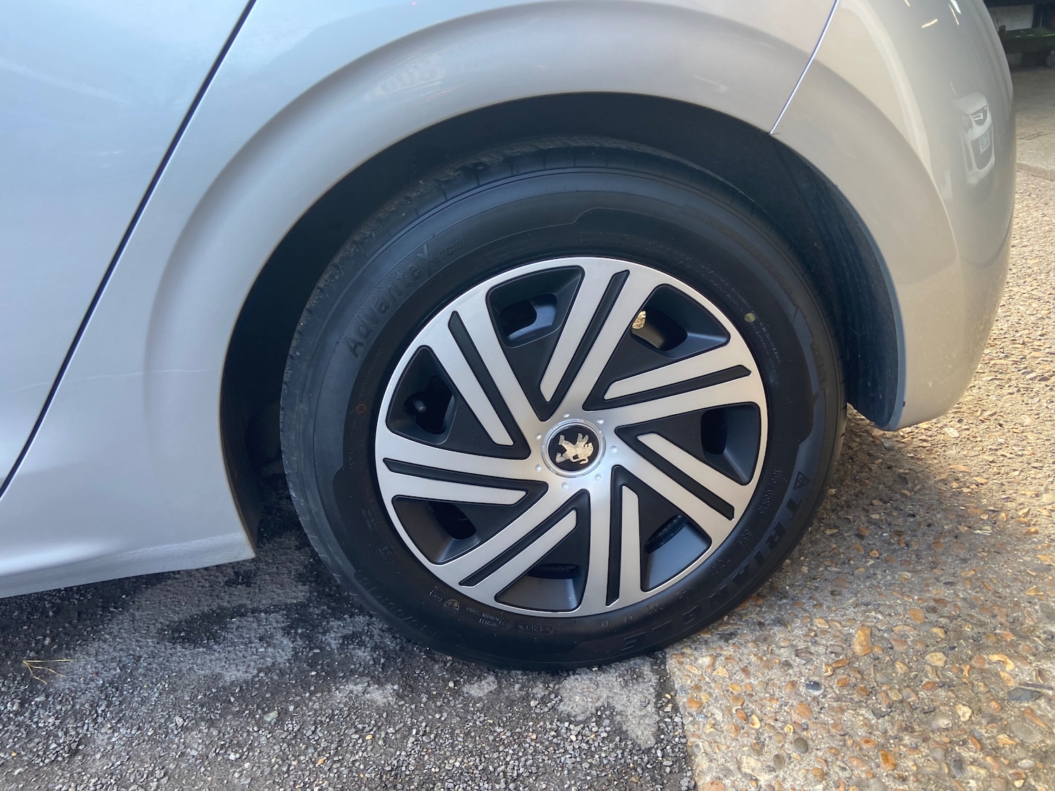 Used Peugeot 208 2012 for sale - 77743435: Photo 11