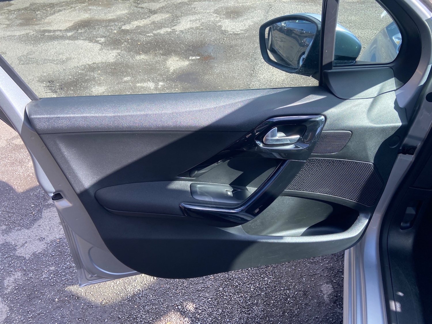 Used Peugeot 208 2012 for sale - 77743435: Photo 21