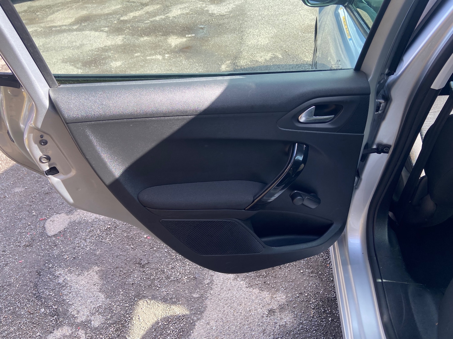 Used Peugeot 208 2012 for sale - 77743435: Photo 24