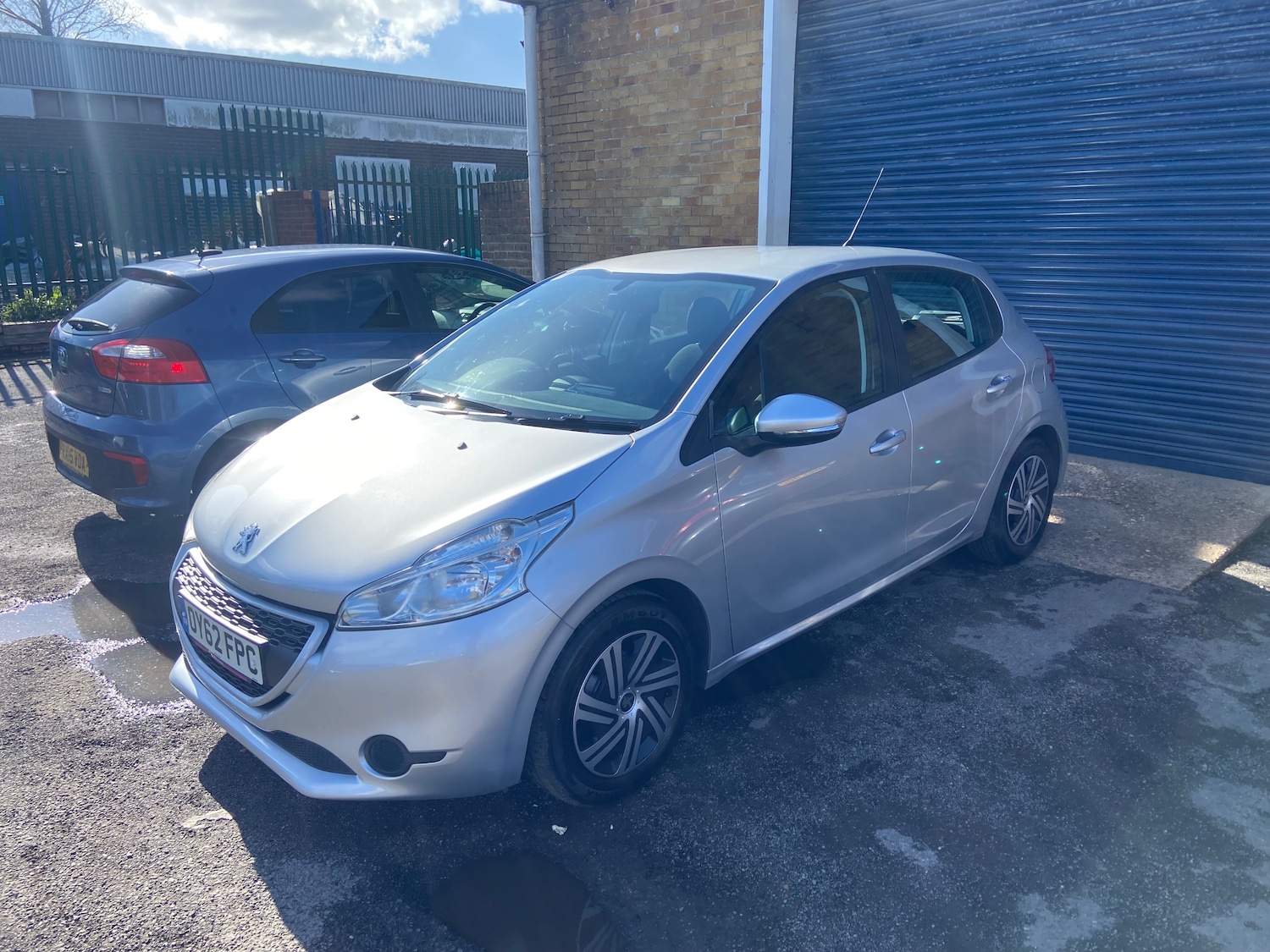 Used Peugeot 208 2012 for sale - 77743435: Photo 3