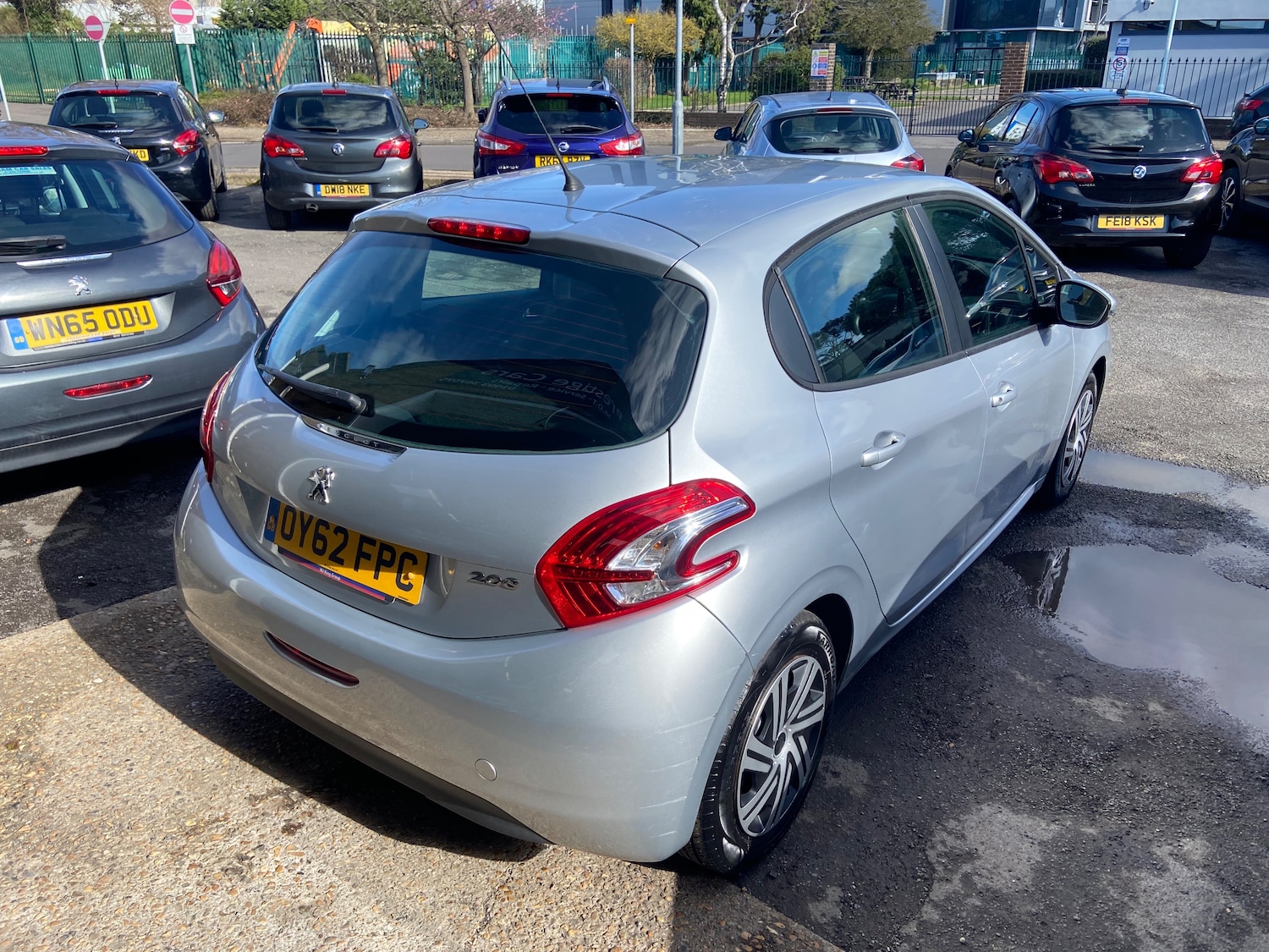 Used Peugeot 208 2012 for sale - 77743435: Photo 6