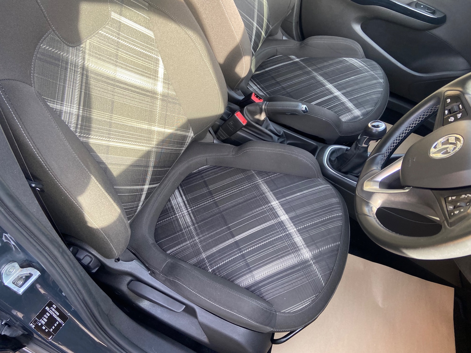 Used Vauxhall Corsa 2015 for sale - 76420237: Photo 19