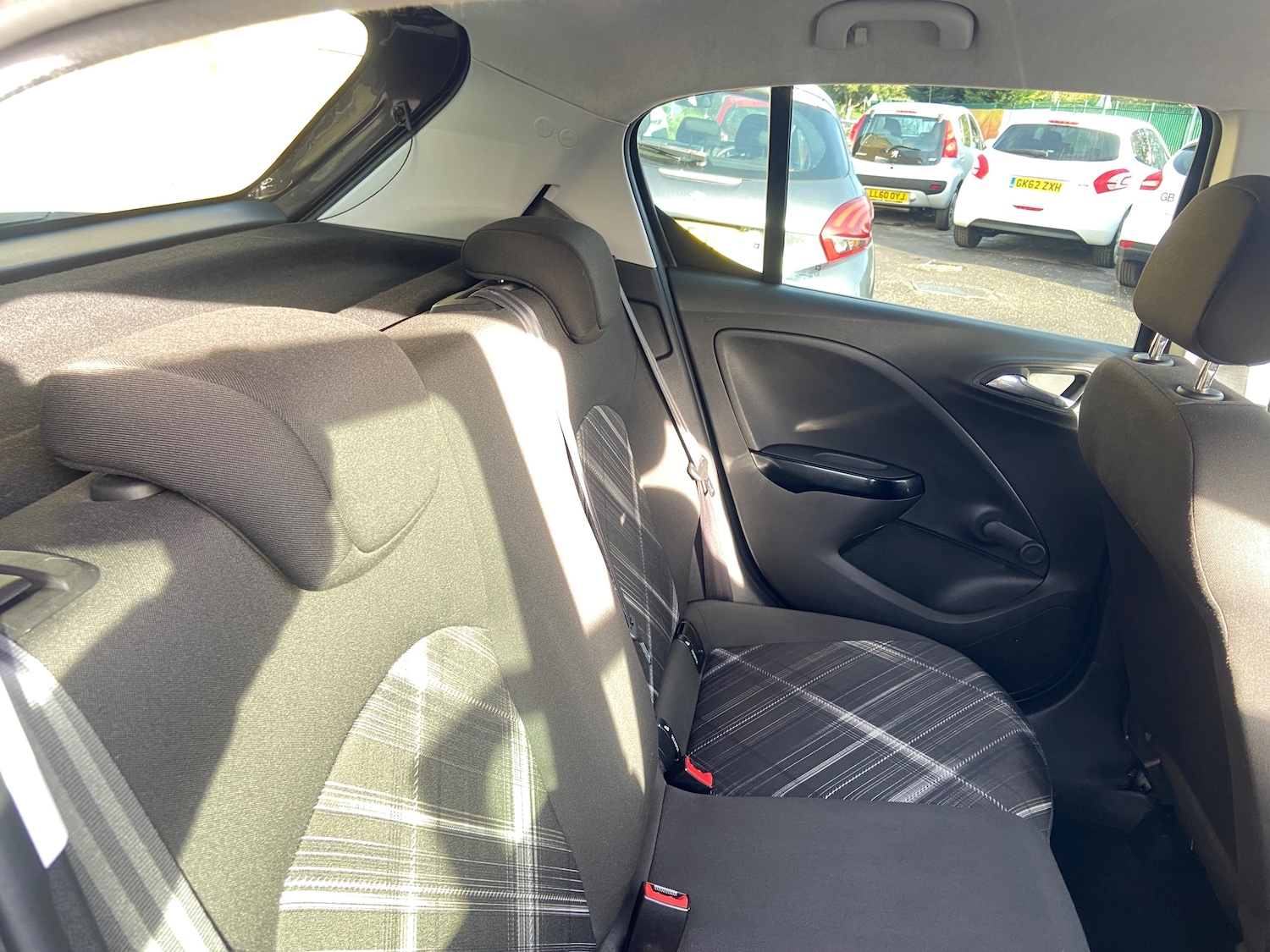 Used Vauxhall Corsa 2015 for sale - 76420237: Photo 25