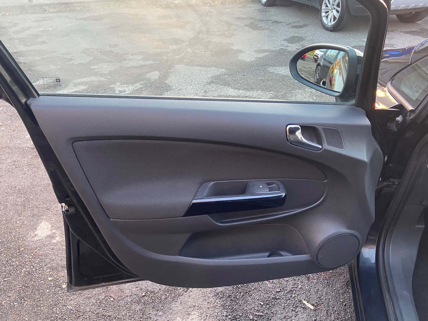 Used Vauxhall Corsa 2013 for sale - 76693557: Photo 32