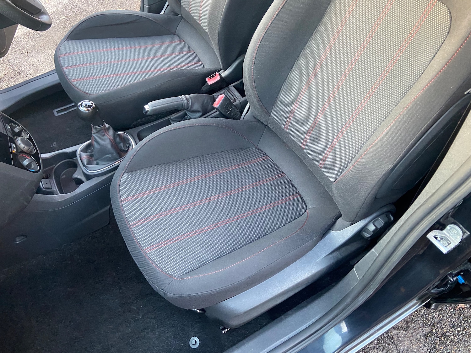 Used Vauxhall Corsa 2013 for sale - 76693557: Photo 34