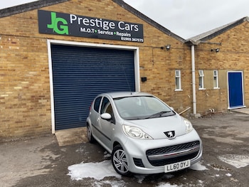 2010 (60) - 1.0 12V Urban Hatchback 5dr Petrol Manual Euro 5 (68 ps)