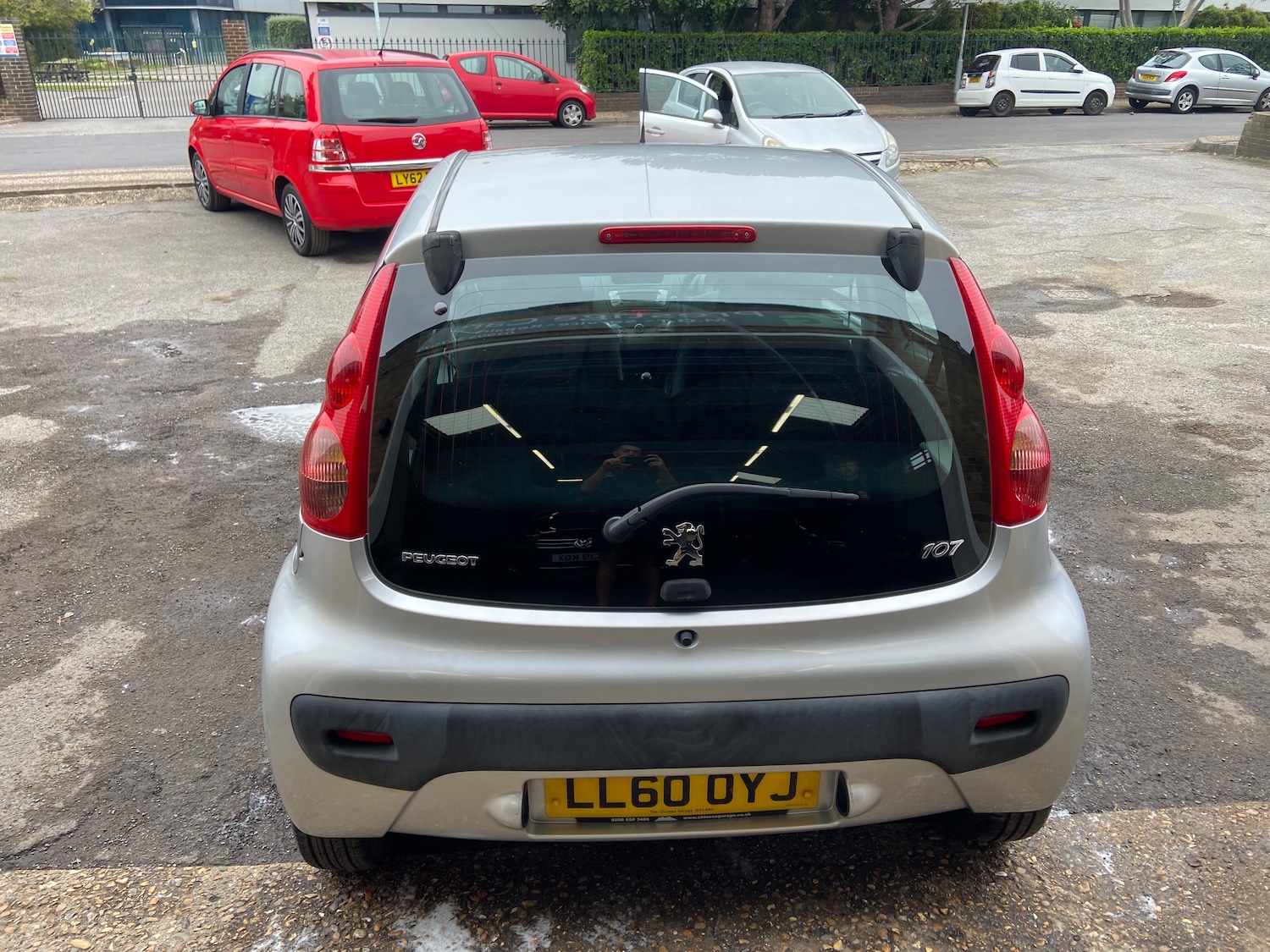 Used Peugeot 107 2010 for sale - 76246050: Photo 6