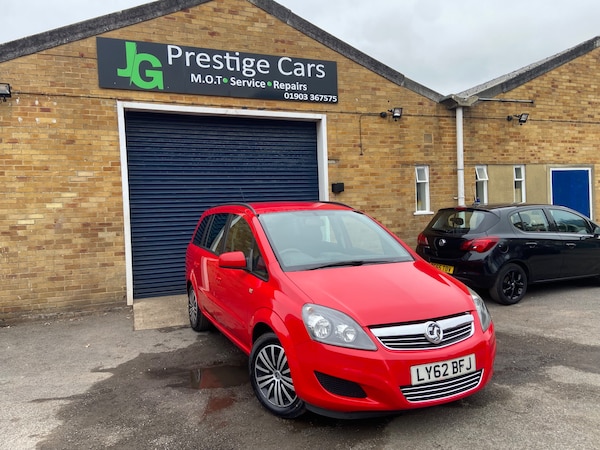 Used Vauxhall Zafira 2012 for sale - 76242177: Photo 1