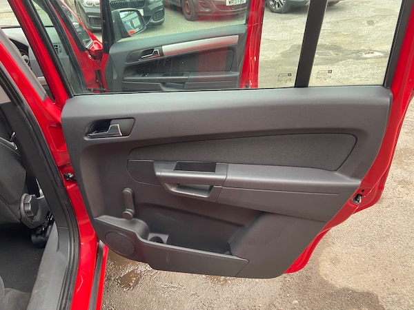 Used Vauxhall Zafira 2012 for sale - 76242177: Photo 28