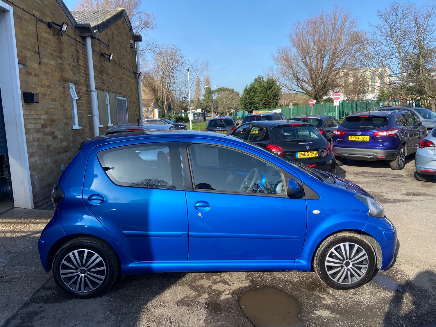 Used Toyota AYGO 2010 for sale - 77673996: Photo 12
