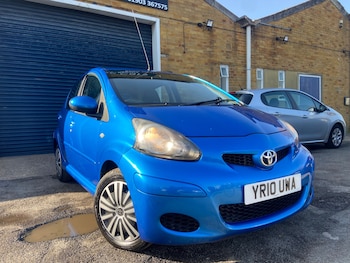 Used Toyota AYGO 2010 for sale - 77673996: Photo