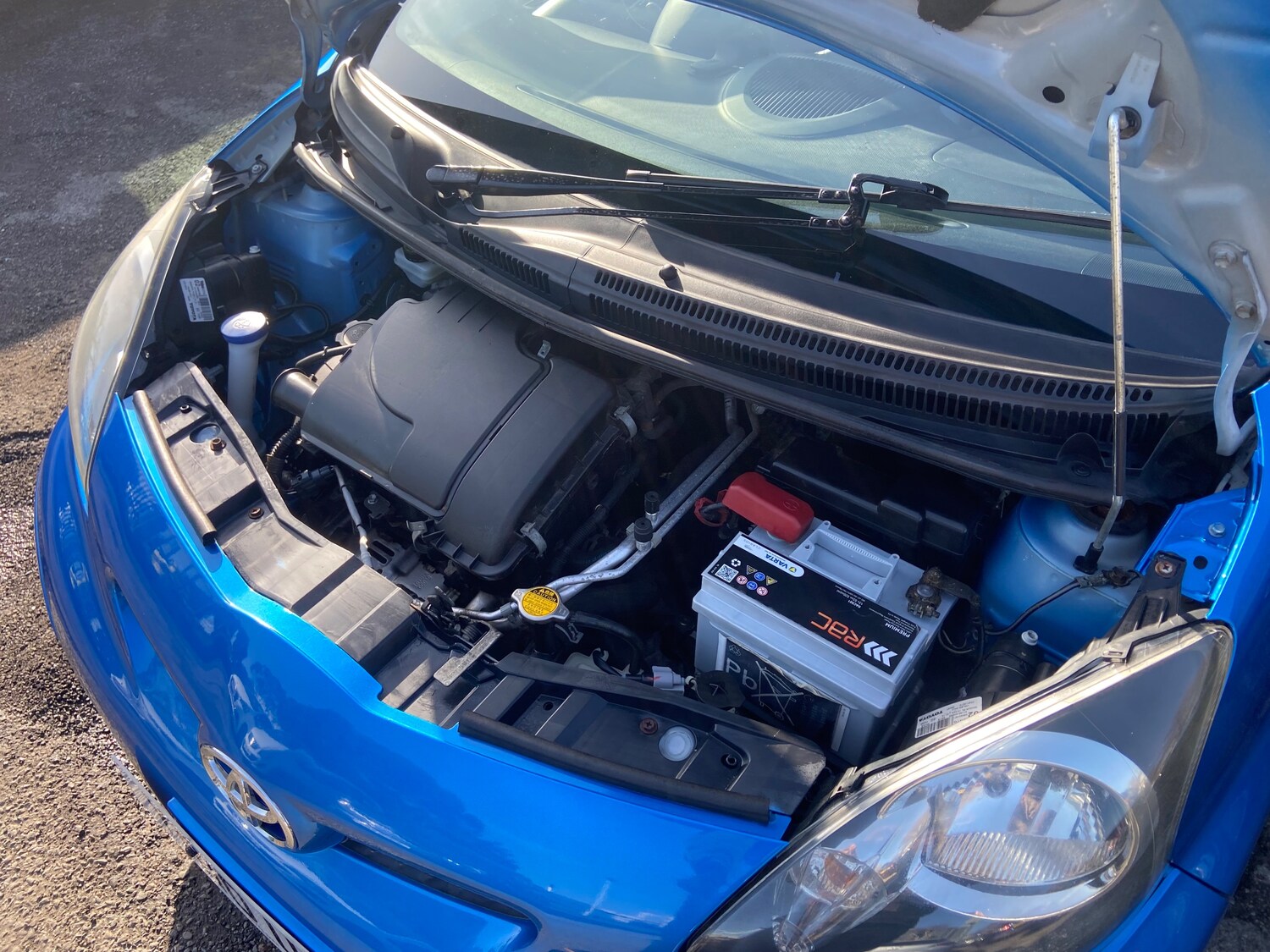 Used Toyota AYGO 2010 for sale - 77673996: Photo 34