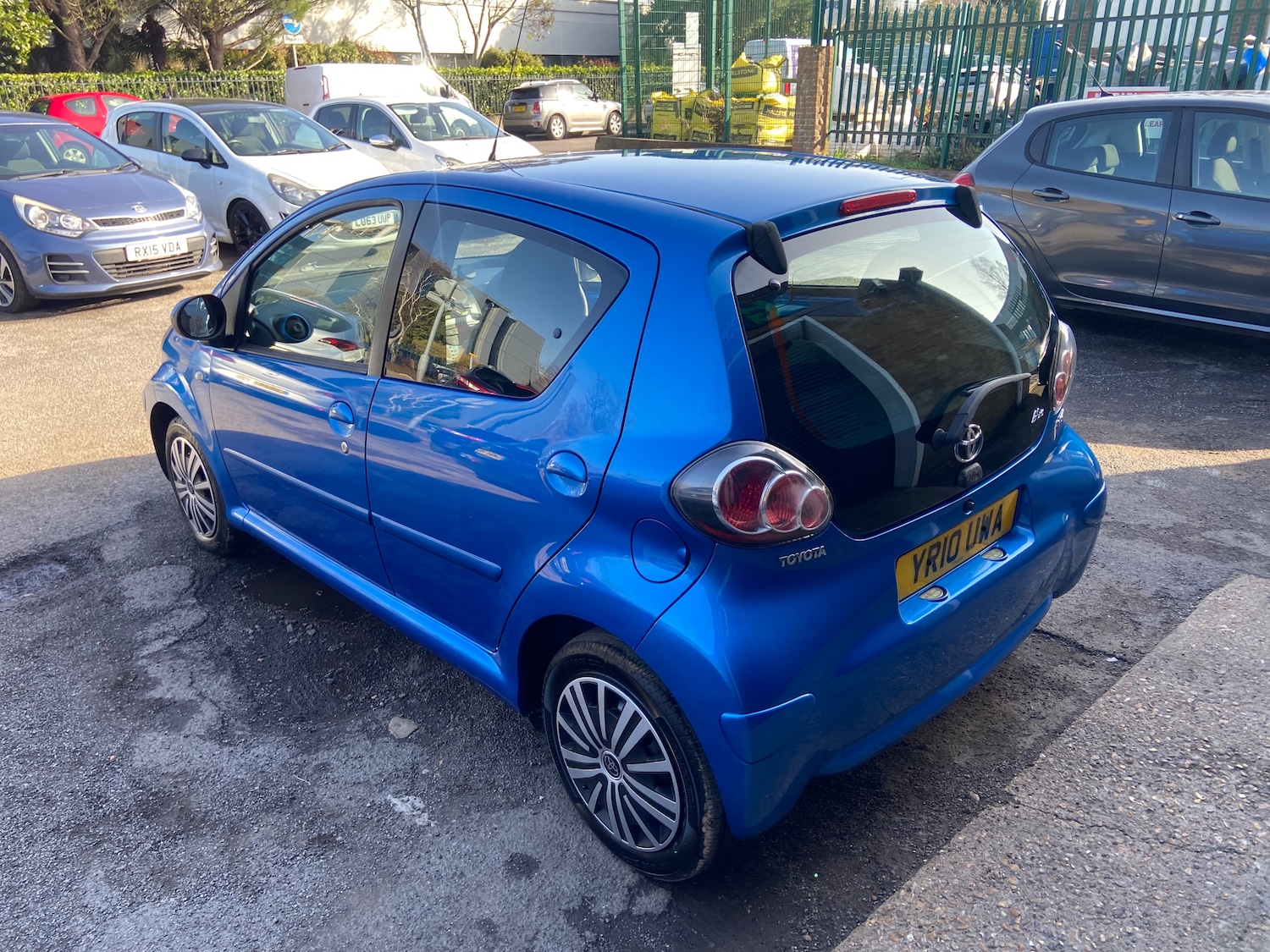 Used Toyota AYGO 2010 for sale - 77673996: Photo 5