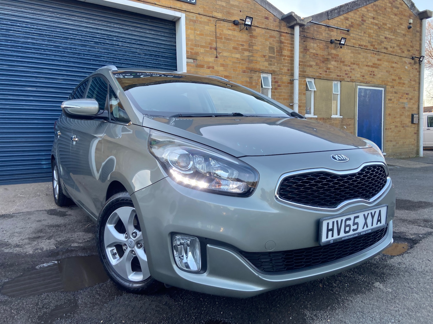 Used Kia Carens 2015 for sale - 77927515: Photo 2