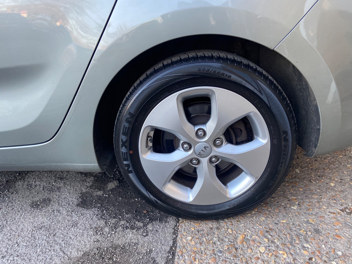 Used Kia Carens 2015 for sale - 77927515: Photo 29