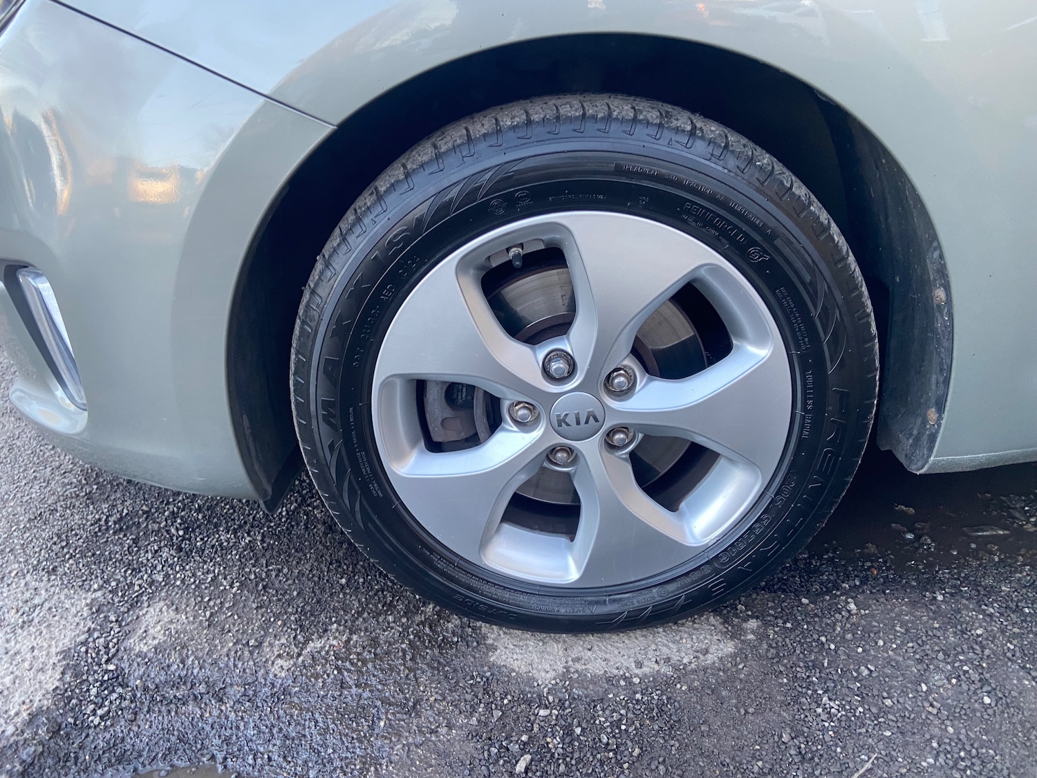 Used Kia Carens 2015 for sale - 77927515: Photo 30