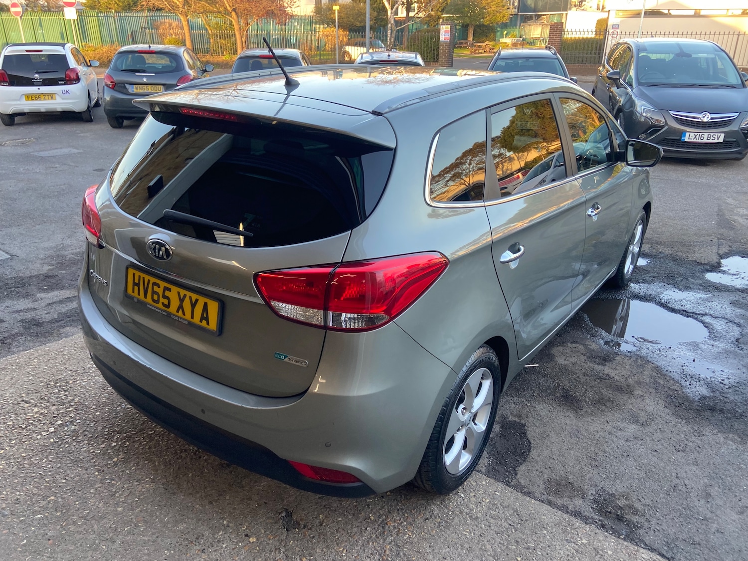 Used Kia Carens 2015 for sale - 77927515: Photo 7