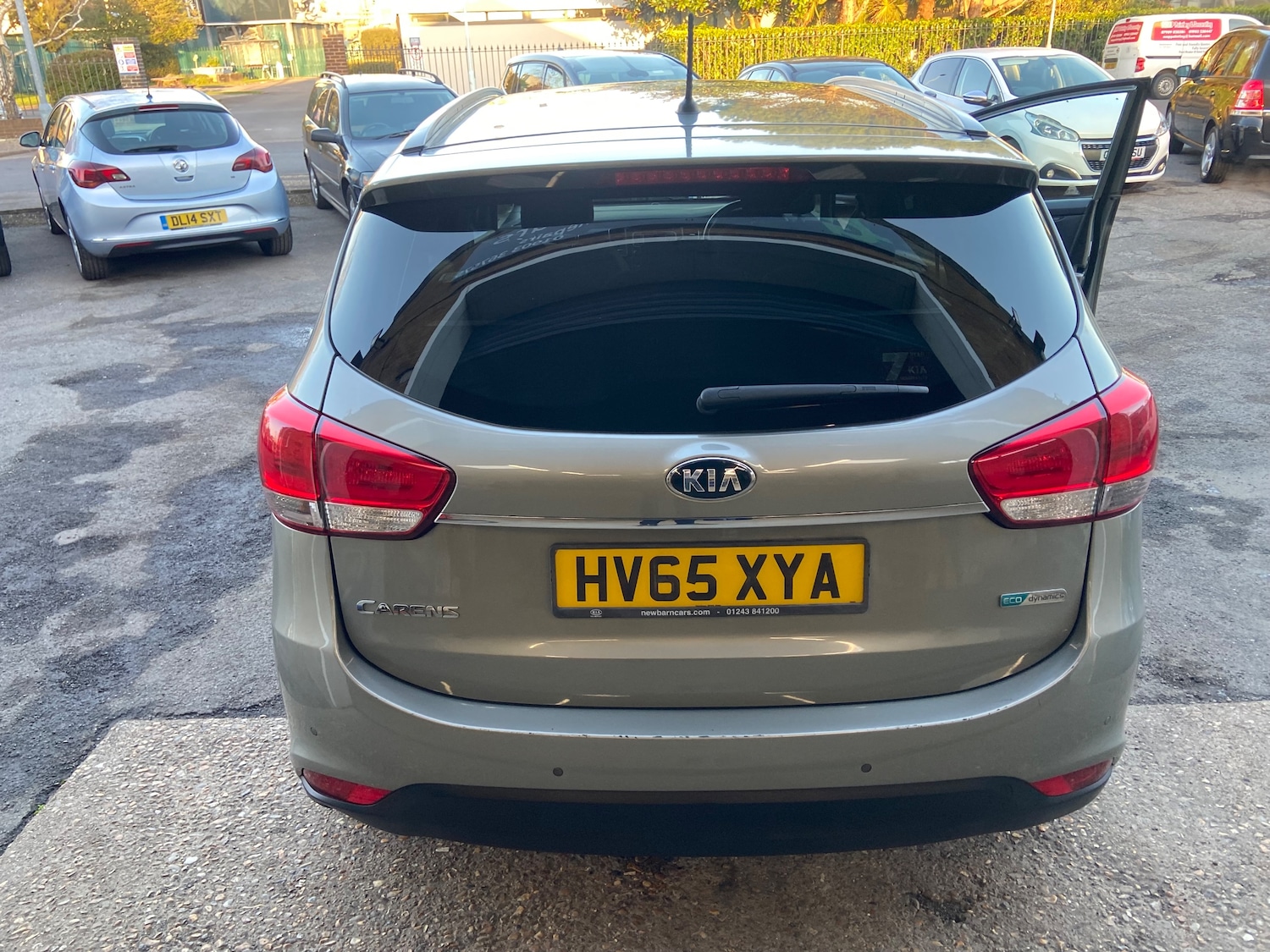 Used Kia Carens 2015 for sale - 77927515: Photo 9