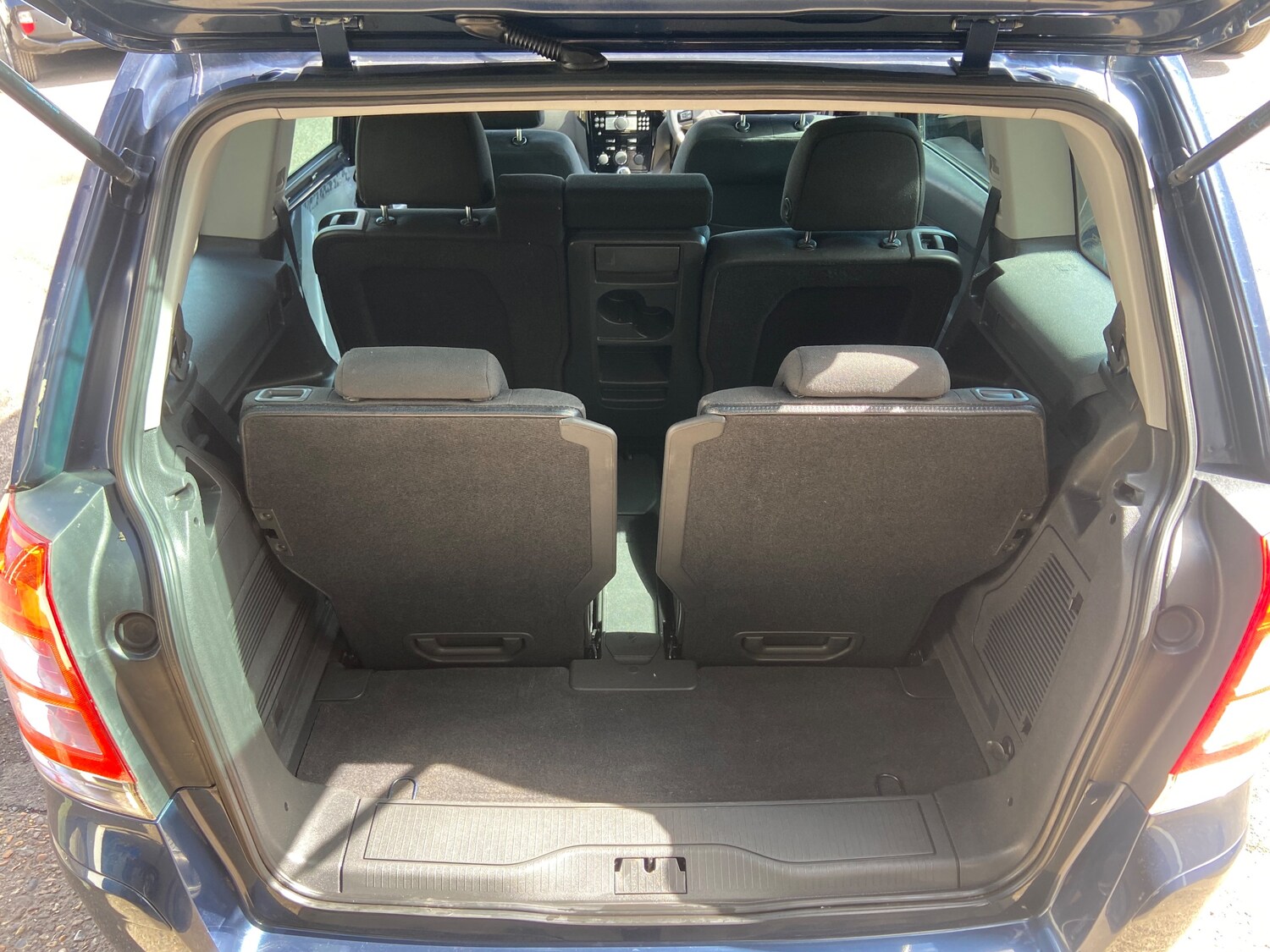 Used Vauxhall Zafira 2012 for sale - 78118138: Photo 27