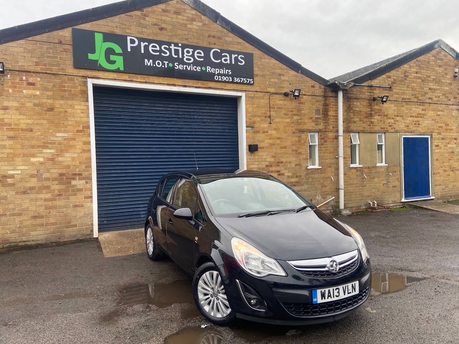 Used Vauxhall Corsa 2013 for sale - 76750863: Photo 1