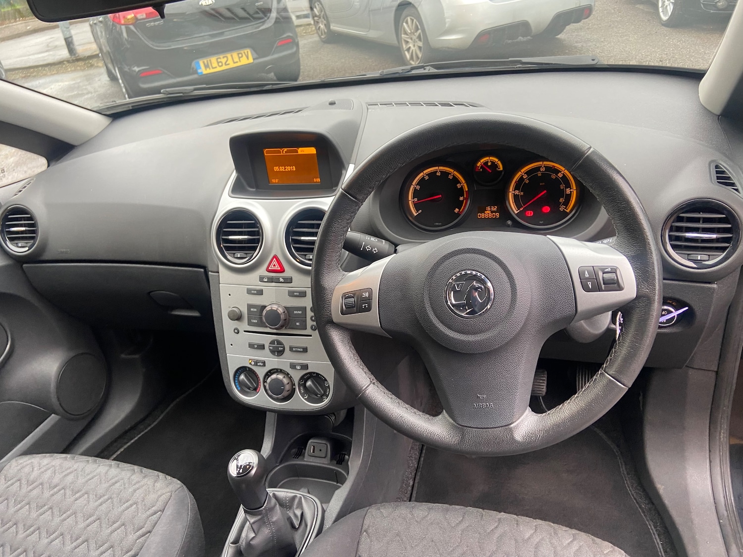 Used Vauxhall Corsa 2013 for sale - 76750863: Photo 28