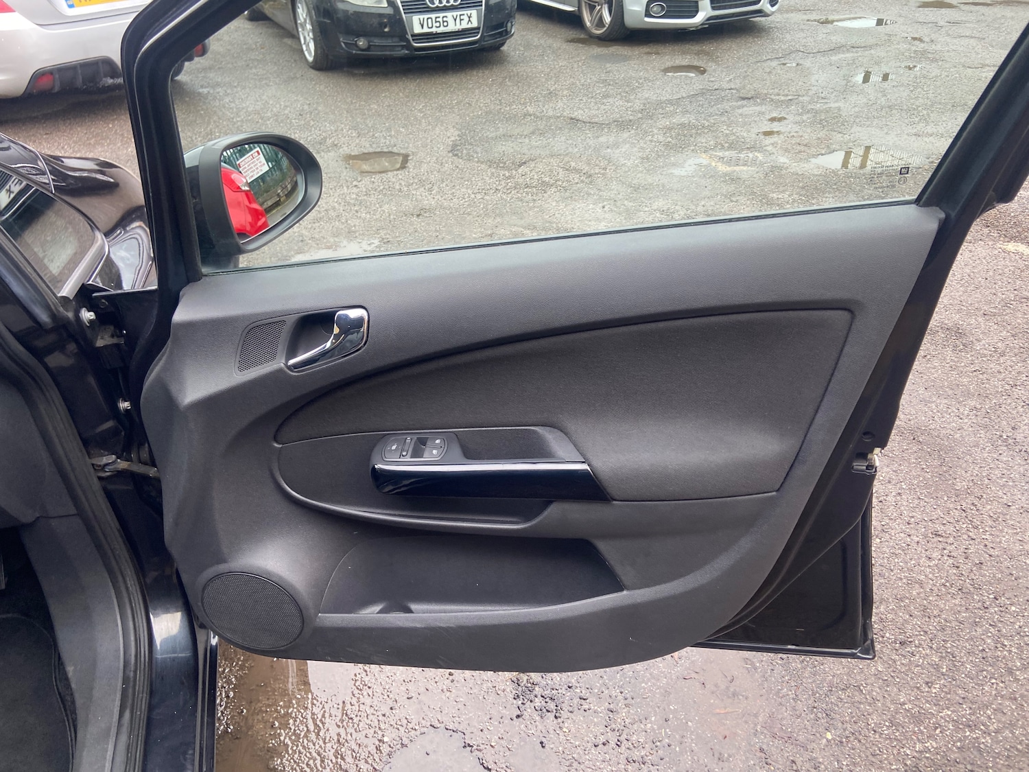 Used Vauxhall Corsa 2013 for sale - 76750863: Photo 32