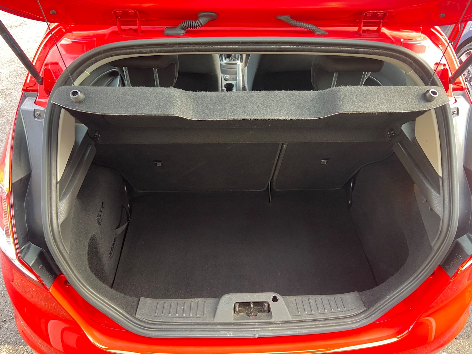 Used Ford Fiesta 2017 for sale - 76842324: Photo 25