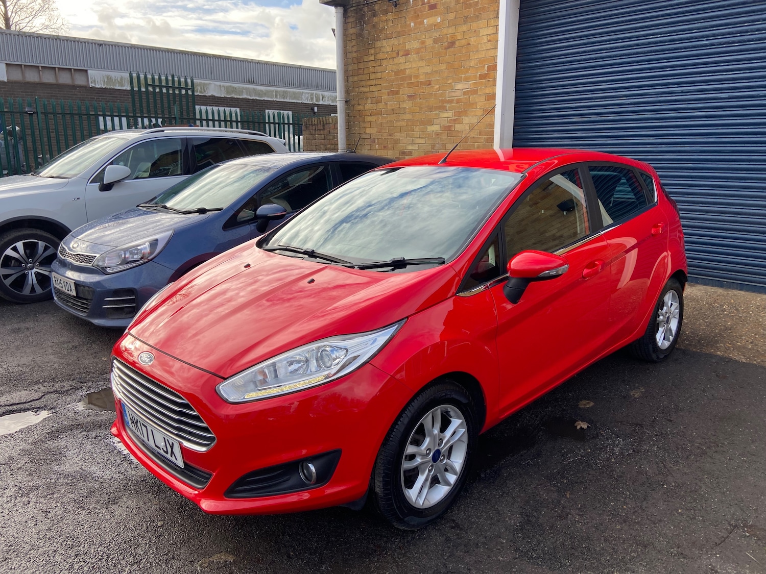 Used Ford Fiesta 2017 for sale - 76842324: Photo 3