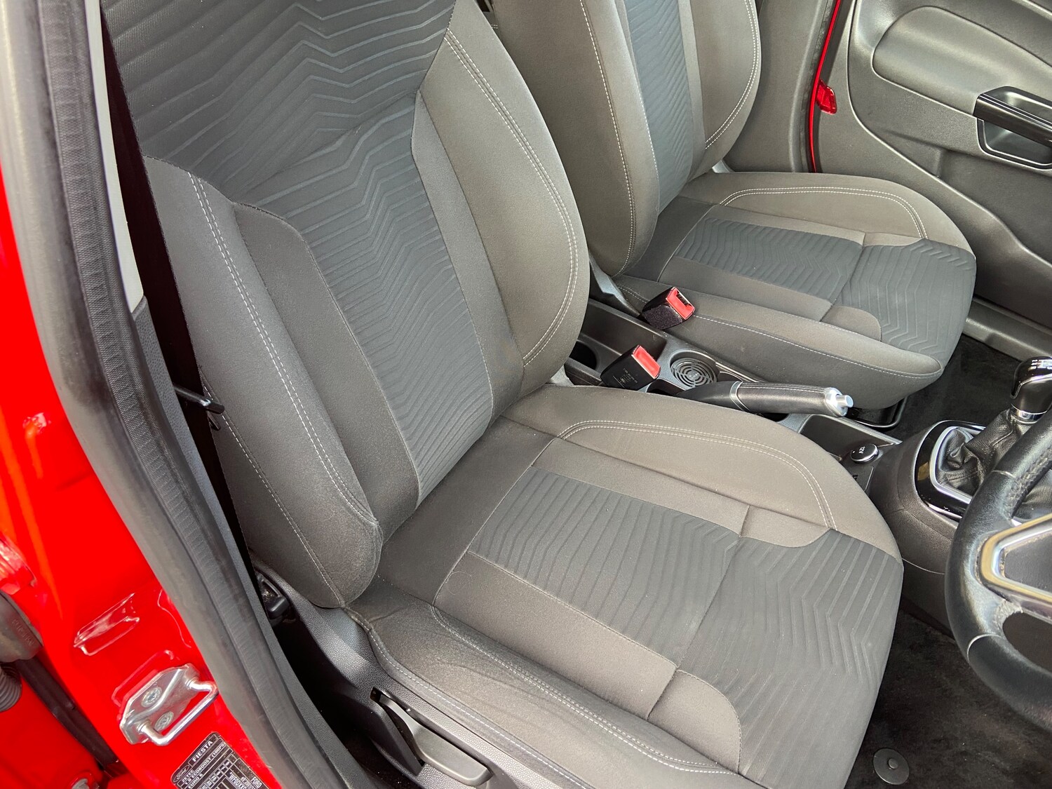 Used Ford Fiesta 2017 for sale - 76842324: Photo 32