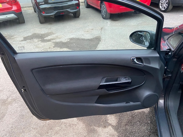 Used Vauxhall Corsa 2013 for sale - 76298096: Photo 10