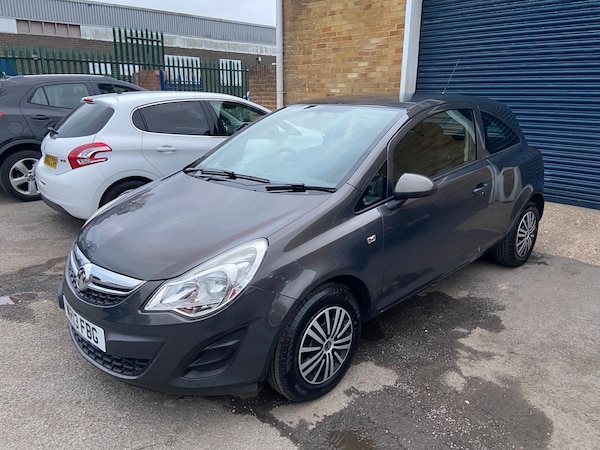 Used Vauxhall Corsa 2013 for sale - 76298096: Photo 4