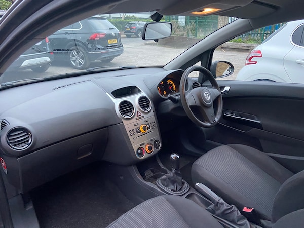 Used Vauxhall Corsa 2013 for sale - 76298096: Photo 9